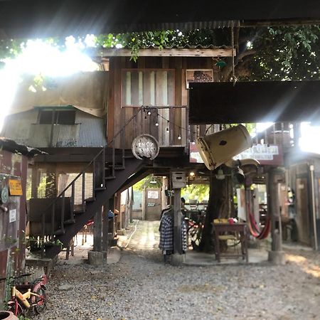Hotel Khonthao à Lamphun Extérieur photo