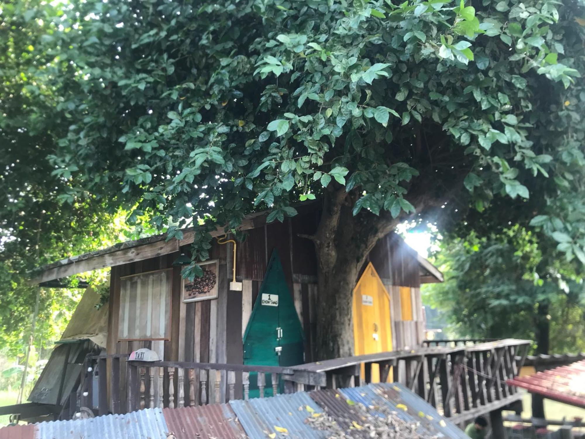 Hotel Khonthao à Lamphun Extérieur photo