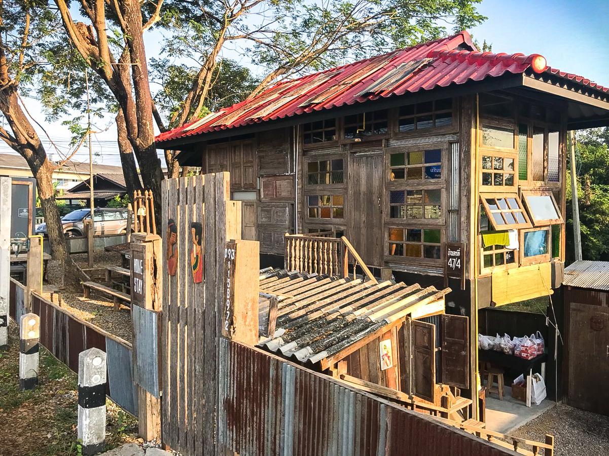 Hotel Khonthao à Lamphun Extérieur photo